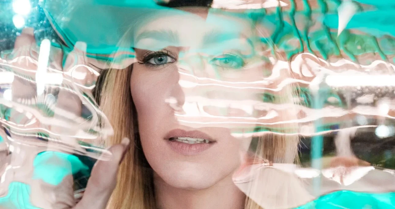 Markalar Neden Artık “Sessiz” Kurumsal Kimliklerden Kaçıyor? (Yeni Nesil Kimlik Dinamikleri)